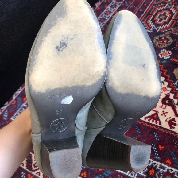 Grey suede Ash booties - Picture 6 of 8